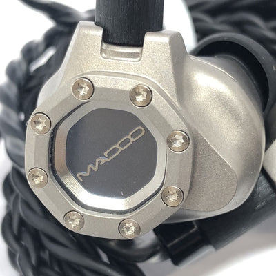 【中古】Typ821 【MDO-T821-TI】【秋葉原】