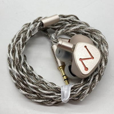 【中古】DZ4【日本橋】