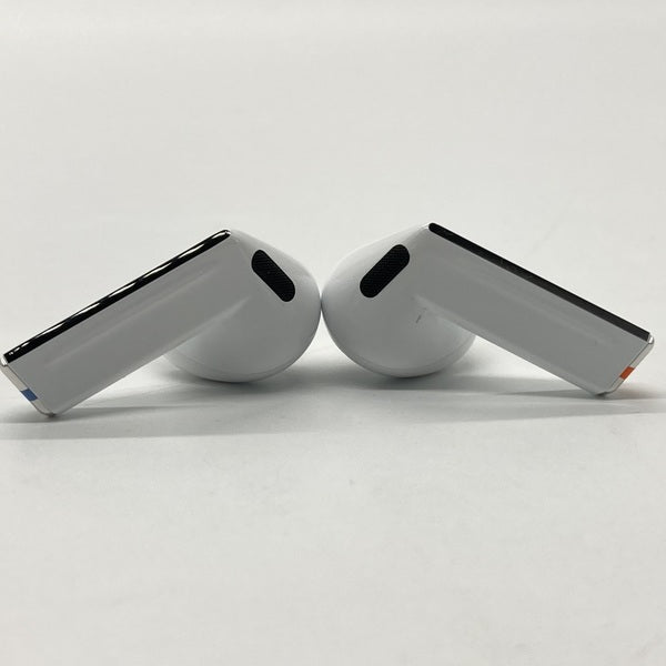 【中古】Galaxy Buds3 ホワイト 【SM-R530NZWAXJP】【秋葉原】