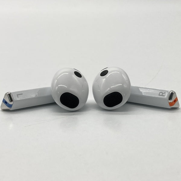 【中古】Galaxy Buds3 ホワイト 【SM-R530NZWAXJP】【秋葉原】