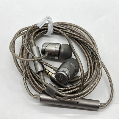 【中古】SoundMAGIC E11C【日本橋】