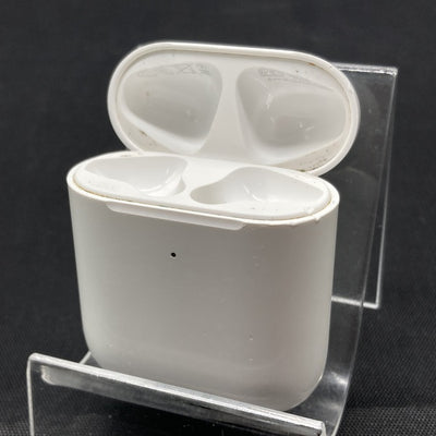【中古】Wireless Charging Case for AirPods MR8U2J/A【名古屋】