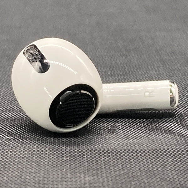 【中古】AirPods Pro （R側）【秋葉原】