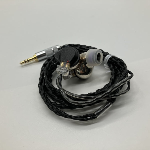 【中古】FitEar Silver (ユニバーサルモデル）【秋葉原】