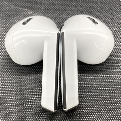 【中古】Galaxy Buds3 ホワイト 【SM-R530NZWAXJP】【秋葉原】