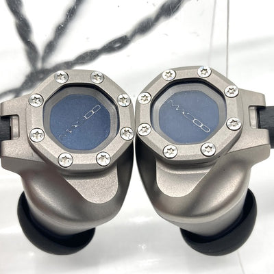 【中古】Typ821 【MDO-T821-TI】【秋葉原】