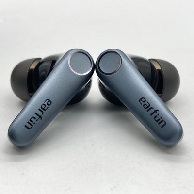 【中古】EarFun Air Pro 3 ブラック【秋葉原】