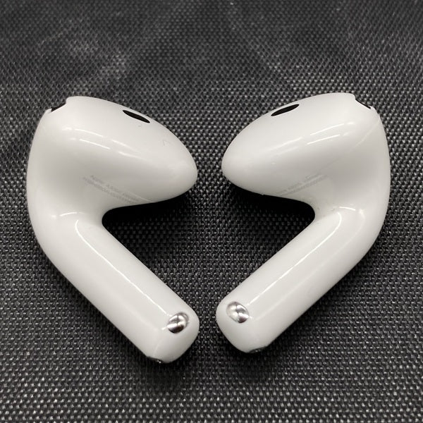 【中古】AirPods 4 MXP93J/A（アクティブノイズキャンセリング搭載）【日本橋】