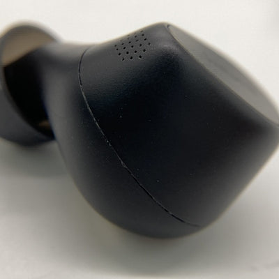 【中古】Elite 5 Titanium Black 【100-99181000-40】【仙台】
