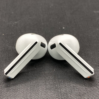【中古】Galaxy Buds3 ホワイト 【SM-R530NZWAXJP】【秋葉原】