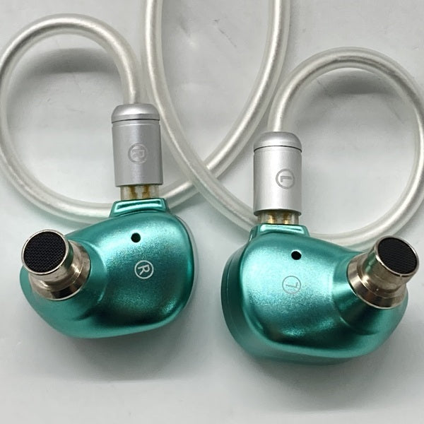 BQEYZ CLOUD シアン 4.4mmプラグ 中華イヤホン 有線 BQEYZ Cloud サクッと見れる聴き込み有線イヤホンレビュー 爽快