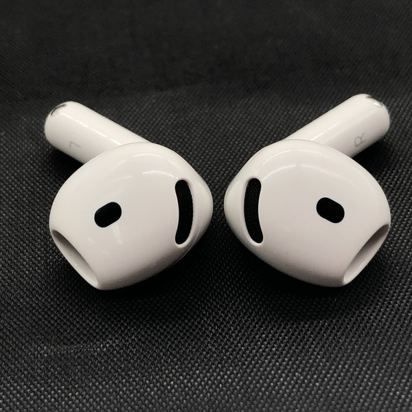 【中古】AirPods 4 MXP93J/A（アクティブノイズキャンセリング搭載）【日本橋】