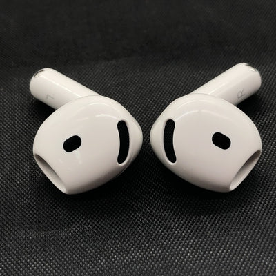 【中古】AirPods 4 MXP93J/A（アクティブノイズキャンセリング搭載）【日本橋】