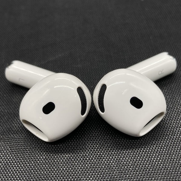 【中古】AirPods 4 MXP93J/A（アクティブノイズキャンセリング搭載）【日本橋】
