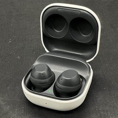 【中古】Galaxy Buds FE グラファイト 【SM-R400NZAAXJP】【秋葉原】