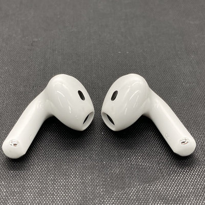【中古】AirPods 4 MXP93J/A（アクティブノイズキャンセリング搭載）【秋葉原】