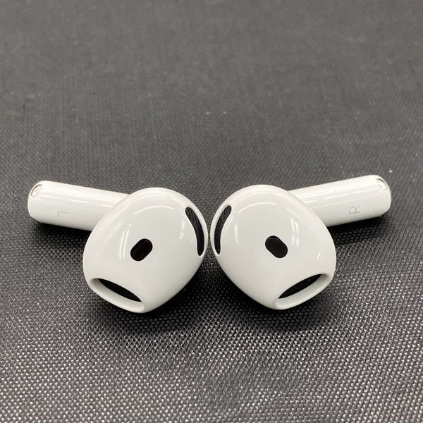 【中古】AirPods 4 MXP93J/A（アクティブノイズキャンセリング搭載）【秋葉原】
