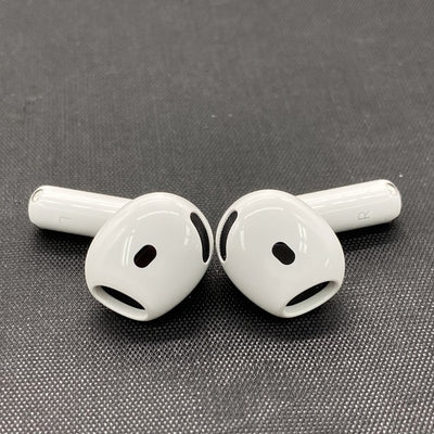 【中古】AirPods 4 MXP93J/A（アクティブノイズキャンセリング搭載）【秋葉原】