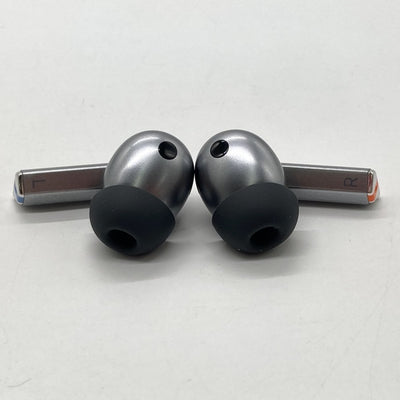 【中古】Galaxy Buds3 Pro シルバー 【SM-R630NZAAXJP】【秋葉原】