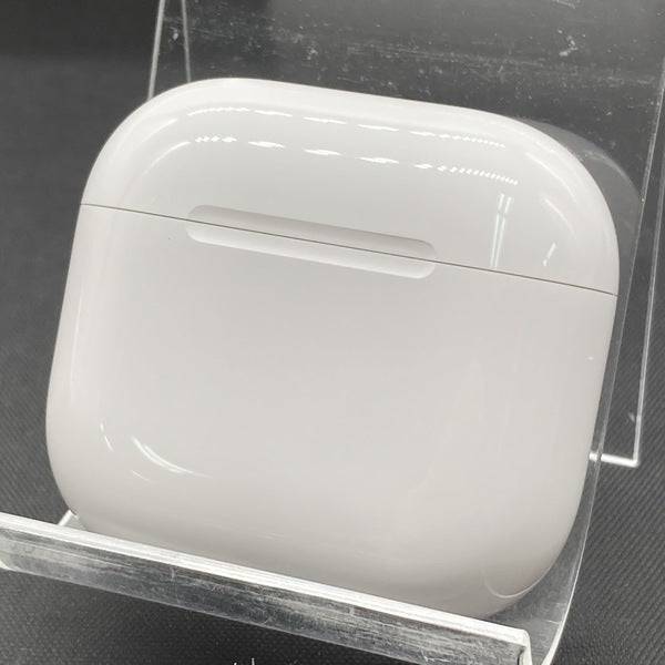 【中古】AirPods 4 MXP93J/A（アクティブノイズキャンセリング搭載）【秋葉原】