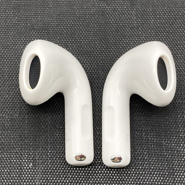 【中古】AirPods 4 MXP93J/A（アクティブノイズキャンセリング搭載）【秋葉原】