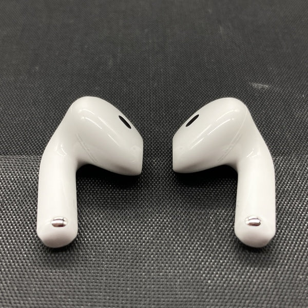 【中古】AirPods 4 MXP93J/A（アクティブノイズキャンセリング搭載）【秋葉原】
