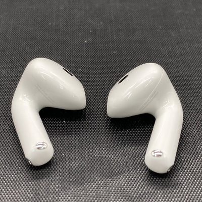 【中古】AirPods 4 MXP93J/A（アクティブノイズキャンセリング搭載）【仙台】