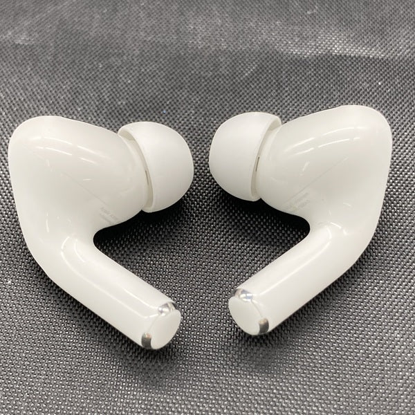 【中古】MagSafe充電ケース(USB-C)付きAirPods Pro(第2世代) MTJV3JA【日本橋】