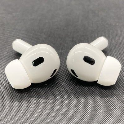 【中古】MagSafe充電ケース(USB-C)付きAirPods Pro(第2世代) MTJV3JA【日本橋】