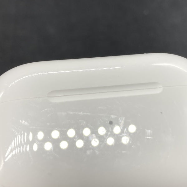 【中古】MagSafe充電ケース(USB-C)付きAirPods Pro(第2世代) MTJV3JA【日本橋】