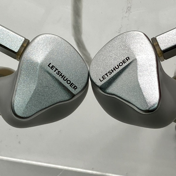 【中古】Cadenza 4【秋葉原】
