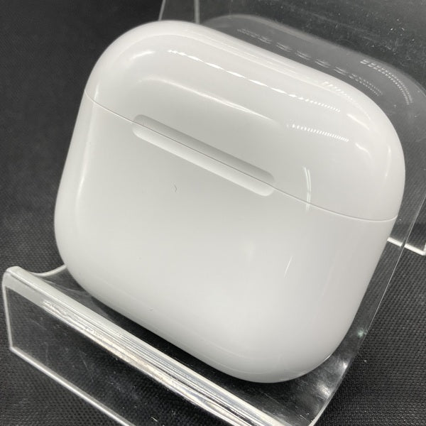 【中古】AirPods 4 MXP93J/A（アクティブノイズキャンセリング搭載）【日本橋】