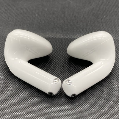 【中古】AirPods 4 MXP93J/A（アクティブノイズキャンセリング搭載）【日本橋】