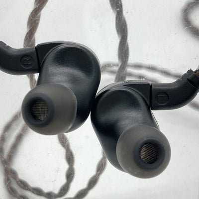 【中古】S08 Black【日本橋】
