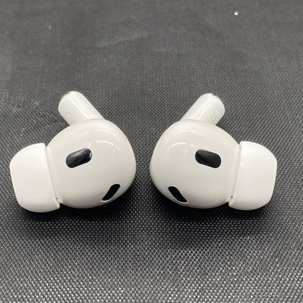 Apple 【中古】MagSafe充電ケース(USB-C)付きAirPods Pro(第2