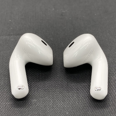 【中古】AirPods 4 MXP93J/A（アクティブノイズキャンセリング搭載）【秋葉原】