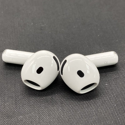 【中古】AirPods 4 MXP93J/A（アクティブノイズキャンセリング搭載）【秋葉原】