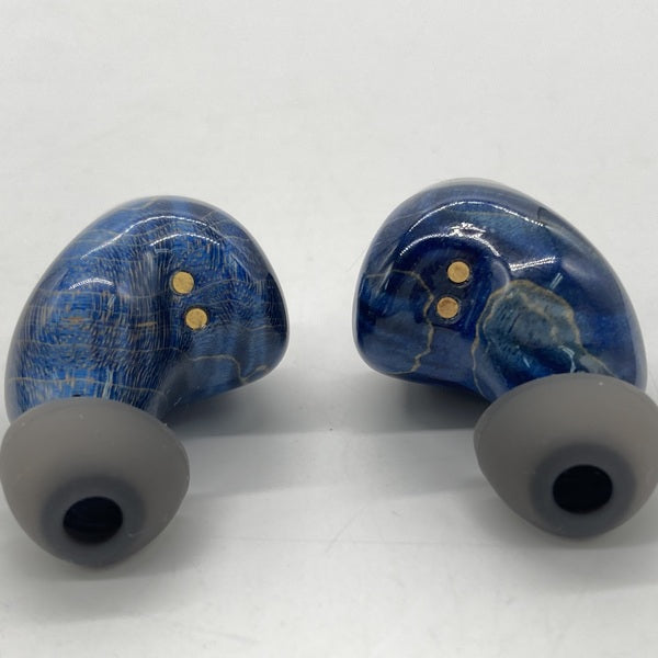 Noble Audio 【中古】FoKus Prestige Blue 【NOB-FOKUSPST-L Noble Audio 【中古】FoKus Prestige Blue 【NOB-FOKUSPST-L