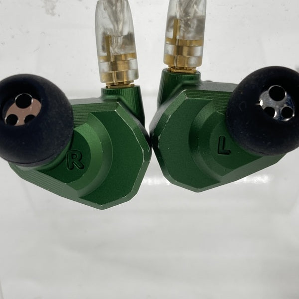 新品未使用 CAMPFIRE audio ANDROMEDA CAM-4808 Earphones] Campfire AudioANDROMEDA (new package) [CAM-4808