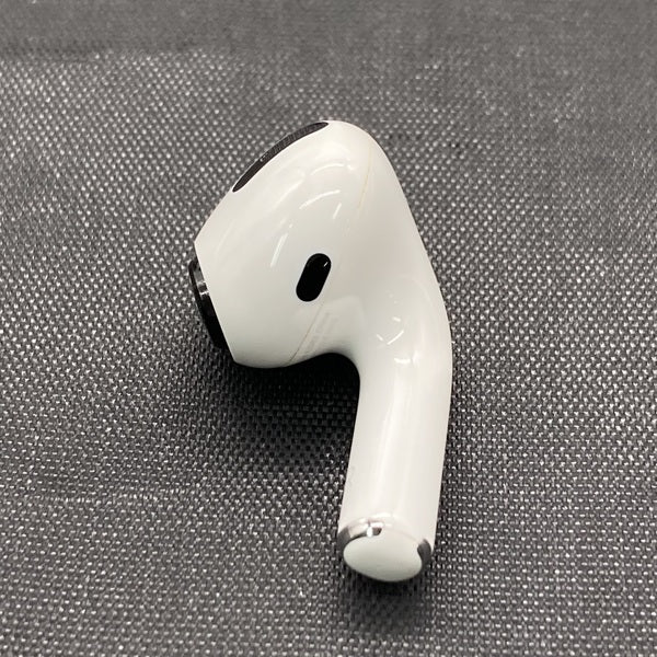 【中古】AirPods Pro （R側）【秋葉原】