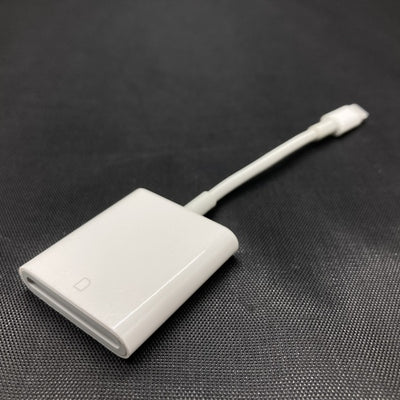 【中古】Apple Lightning - 30ピンアダプタ （0.1m）【秋葉原】