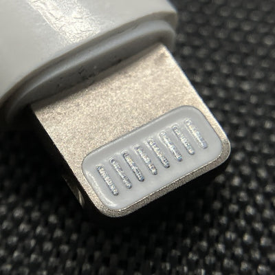 【中古】Lightning - 3.5 mmヘッドフォンジャックアダプタ【仙台】