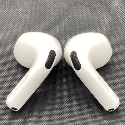 【中古】AirPods 4 MXP93J/A（アクティブノイズキャンセリング搭載）【日本橋】