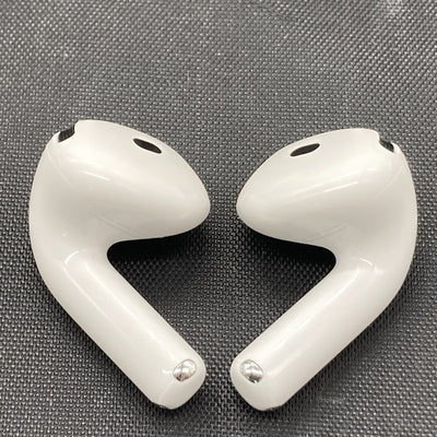 【中古】AirPods 4 MXP93J/A（アクティブノイズキャンセリング搭載）【日本橋】