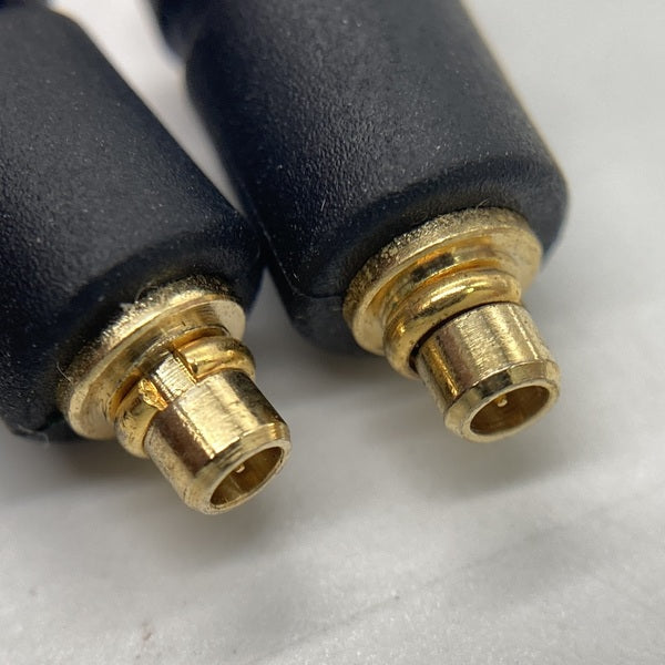 【中古】01シリーズ 2.5 4極プラグ-mmcx(L/R) 0.65m 【iect_01_bl2m_b_065】【秋葉原】