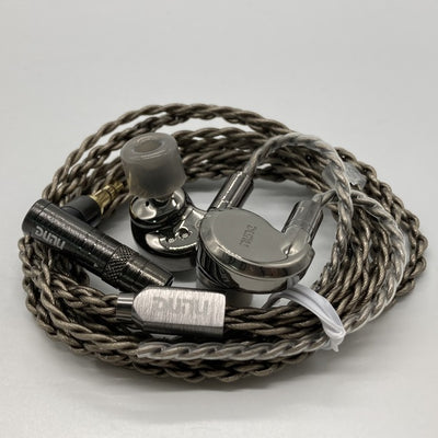 【中古】HAYABUSA ULTRA チタニウムグレイ【秋葉原】