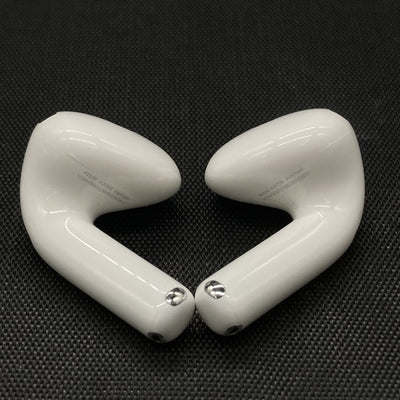 【中古】AirPods 4 MXP93J/A（アクティブノイズキャンセリング搭載）【秋葉原】