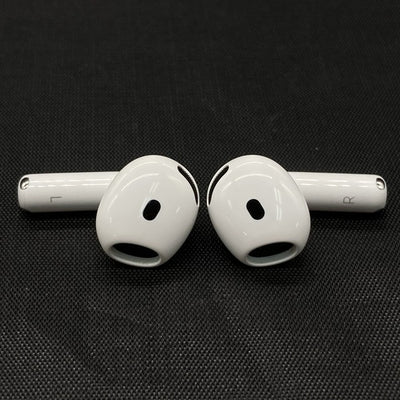 【中古】AirPods 4 MXP93J/A（アクティブノイズキャンセリング搭載）【秋葉原】