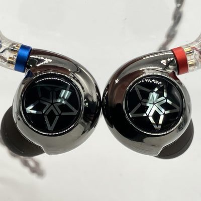 【中古】FH11 Black 【FIO-IEM-FH11-B】【日本橋】