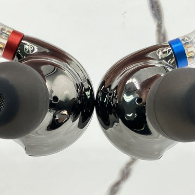 【中古】FH11 Black 【FIO-IEM-FH11-B】【日本橋】